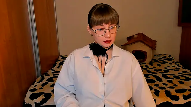 just fucked777 online show from November 2025 09:09:01 PM