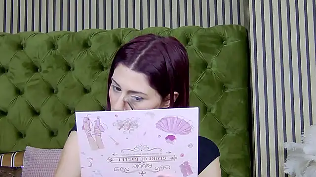 LunaHart online show from November 2025 02:10:01 PM