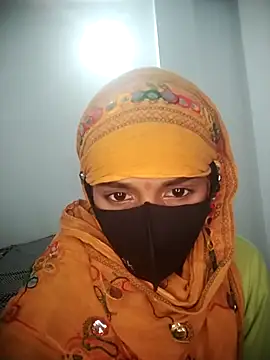 Snapshot of Sexey-Puja chatting on September 2025 02:48:01 AM Sexey-Puja online show from September 2025 02:48:01 AM