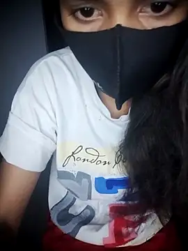 Snapshot of Sexey-Puja chatting on September 2025 03:10:01 AM Sexey-Puja online show from September 2025 03:10:01 AM