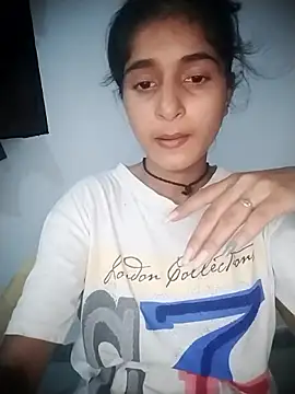 Snapshot of Sexey-Puja chatting on October 2025 02:58:02 PM Sexey-Puja online show from October 2025 02:58:02 PM