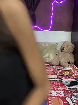 Desire Zoya online show from November 2025 07:03:01 PM