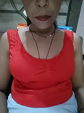 Snapshot of Paakhi-Singh chatting on July 2026 06:06:02 AM Paakhi-Singh online show from July 2026 06:06:02 AM