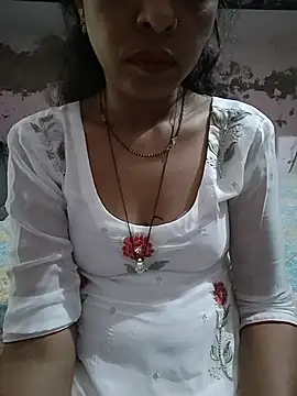 Snapshot of Paakhi-Singh chatting on July 2026 05:33:02 AM Paakhi-Singh online show from July 2026 05:33:02 AM