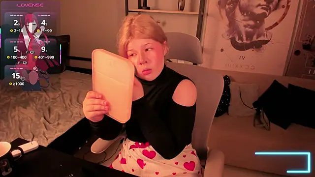 LilithNelson online show from November 2025 08:41:01 PM