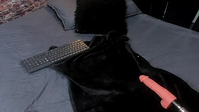 WILD FIREE  online show from June 2026 12:09:02 PM