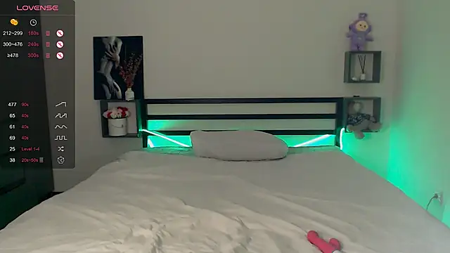 babywin77 online show from December 2025 08:03:01 PM