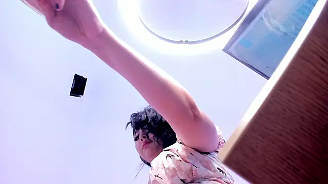 Snapshot of kitty_blueee chatting on September 2025 08:58:02 PM kitty blueee online show from September 2025 08:58:02 PM