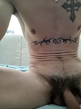 Snapshot of Henz007 chatting on October 2025 10:43:02 AM Henz007 online show from October 2025 10:43:02 AM