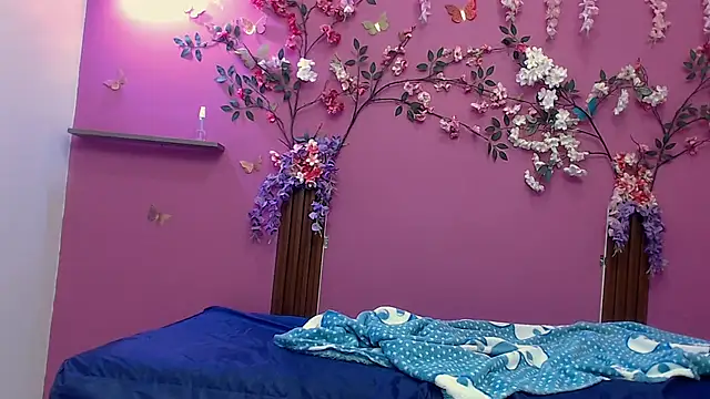 Snapshot of skinnybarbie022 chatting on September 2025 01:29:01 AM skinnybarbie022 online show from September 2025 01:29:01 AM