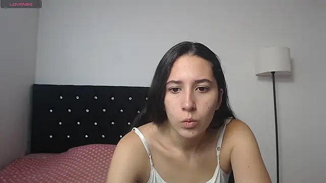 Snapshot of lilacream chatting on October 2025 02:15:02 PM lilacream online show from October 2025 02:15:02 PM