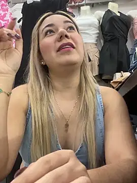 Fabii15 online show from September 2025 10:43:01 PM