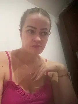 Alerquinasc online show from May 2026 10:06:02 PM