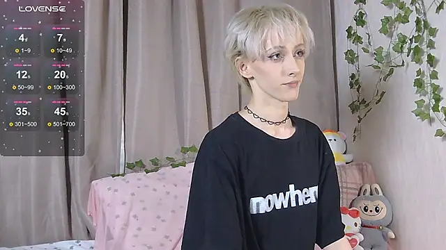 NextVibe  online show from December 2025 07:01:02 PM