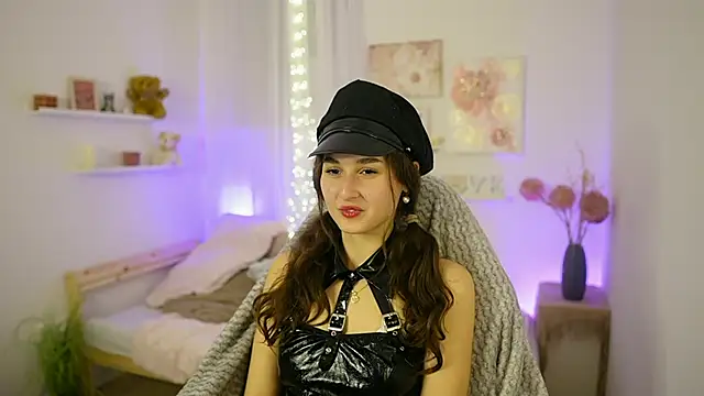 Annita Grey online show from November 2025 07:49:02 PM