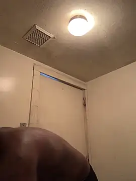 Snapshot of StandOnthatboy chatting on October 2025 07:04:02 PM StandOnthatboy online show from October 2025 07:04:02 PM