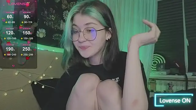 Miko Meow online show from April 2026 06:42:01 PM