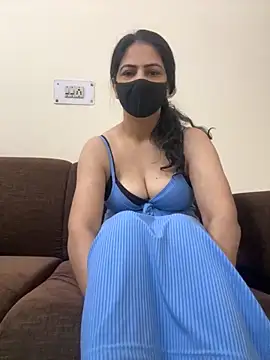 SashaPatel online show from November 2025 01:44:01 AM