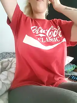 Snapshot of Mila_Luciphya chatting on September 2025 08:14:02 AM Mila Luciphya online show from September 2025 08:14:02 AM