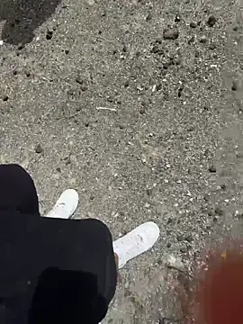 Manu97k online show from April 2026 12:25:01 PM