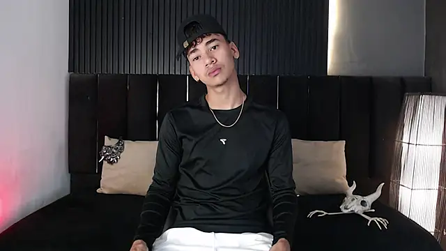 Dominic ghost online show from October 2025 09:36:02 PM