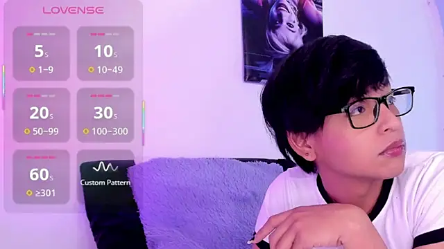 Snapshot of Dannyhot_ chatting on September 2025 08:44:02 PM Dannyhot online show from September 2025 08:44:02 PM