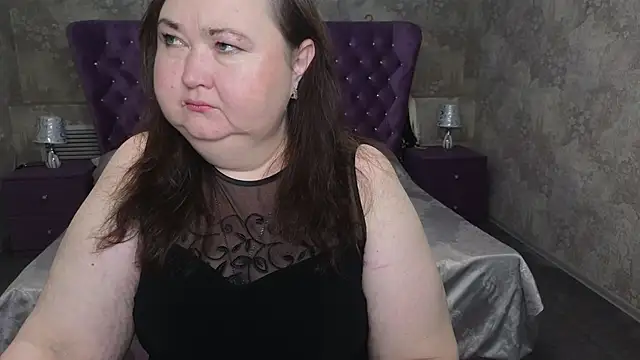 Eloisa Eliot online show from October 2025 02:31:01 PM