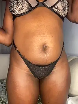 TinaFavourite online show from November 2025 05:03:01 PM