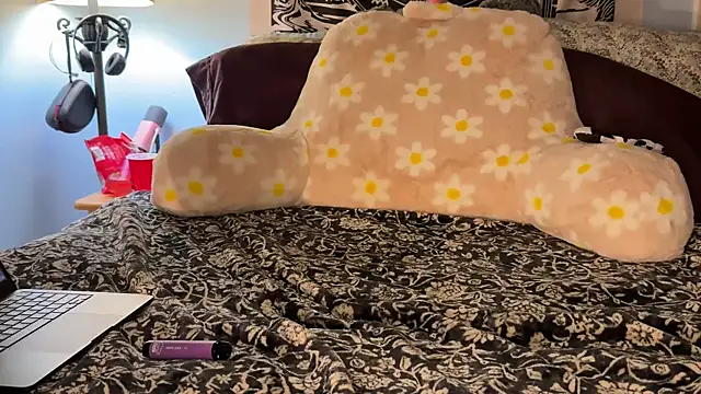 onlysunidreamss online show from October 2025 01:17:02 AM