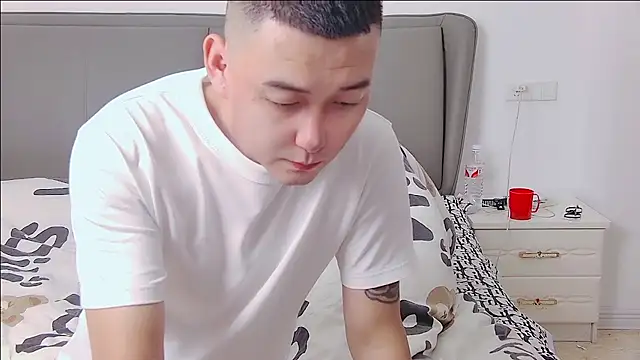 xiaoyue zhibo online show from October 2025 05:31:01 PM