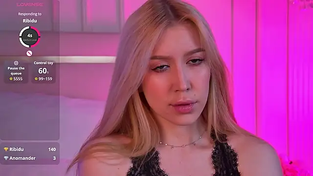 VelvetHell online show from November 2025 03:52:02 AM