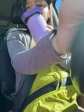 Mrs MrLove online show from November 2025 07:35:02 PM