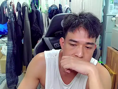 hunterXhan online show from March 2026 03:50:01 PM