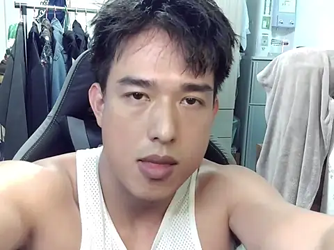 hunterXhan online show from April 2026 04:20:02 PM