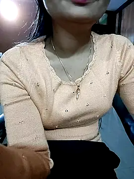 Vaani Actress online show from November 2025 03:01:02 PM