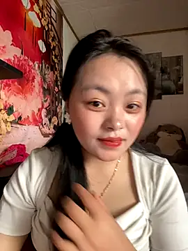 Snapshot of Julia-Elsa chatting on October 2025 04:31:02 AM Julia-Elsa online show from October 2025 04:31:02 AM