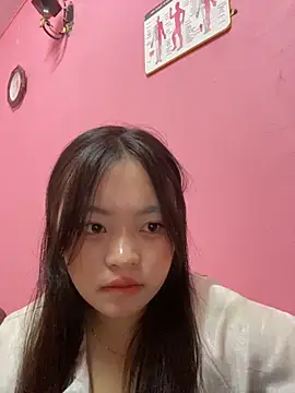 Snapshot of Julia-Elsa chatting on October 2025 02:01:02 AM Julia-Elsa online show from October 2025 02:01:02 AM