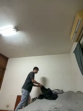 Foxfoxfox4 online show from April 2026 02:48:02 PM