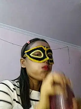 Snapshot of Hotty_Shona93 chatting on November 2025 07:42:02 AM Hotty Shona93 online show from November 2025 07:42:02 AM