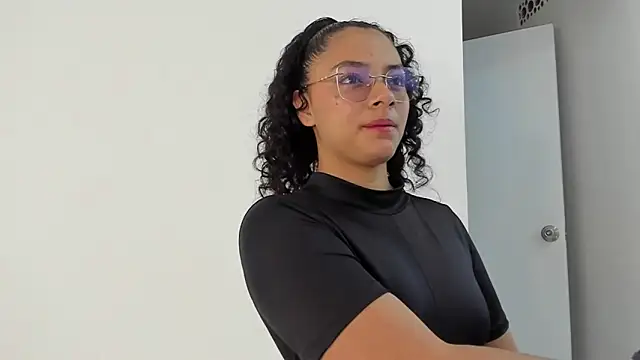 Snapshot of Angellit_Afrodita_ chatting on October 2025 11:24:01 AM Angellit Afrodita online show from October 2025 11:24:01 AM