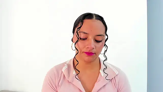 Snapshot of Angellit_Afrodita_ chatting on November 2025 10:59:02 AM Angellit Afrodita online show from November 2025 10:59:02 AM