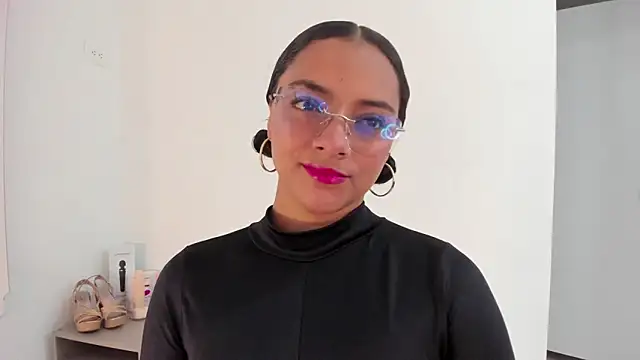 Snapshot of Angellit_Afrodita_ chatting on November 2025 11:22:01 AM Angellit Afrodita online show from November 2025 11:22:01 AM