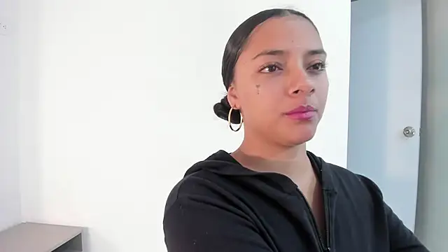 Snapshot of Angellit_Afrodita_ chatting on December 2025 11:05:01 AM Angellit Afrodita online show from December 2025 11:05:01 AM