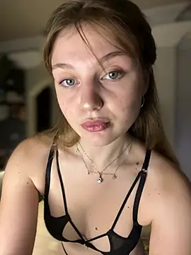 Emaline Fane online show from July 2026 07:54:01 PM