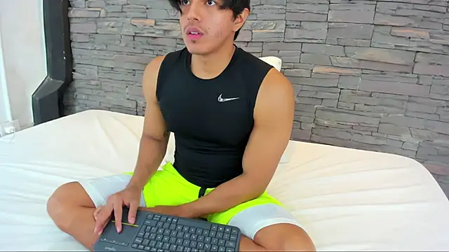 Snapshot of Anker_Colin chatting on September 2025 03:30:02 AM Anker Colin online show from September 2025 03:30:02 AM