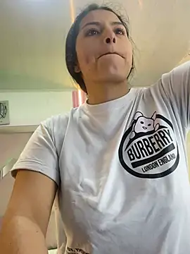 Mia garcia28 online show from January 2026 08:13:02 PM