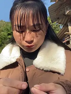 Sunyinn online show from November 2025 01:41:02 AM