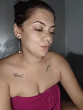 Snapshot of LadyNora chatting on June 2026 09:08:02 PM LadyNora online show from June 2026 09:08:02 PM