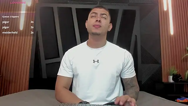 marco garciia  online show from October 2025 11:13:02 PM