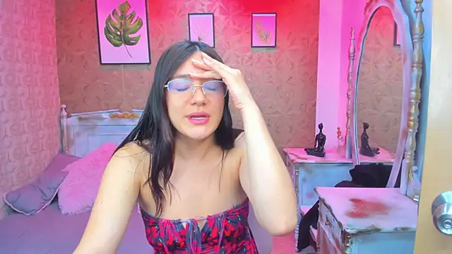 Snapshot of Dali_collin chatting on November 2025 01:01:02 PM Dali collin online show from November 2025 01:01:02 PM